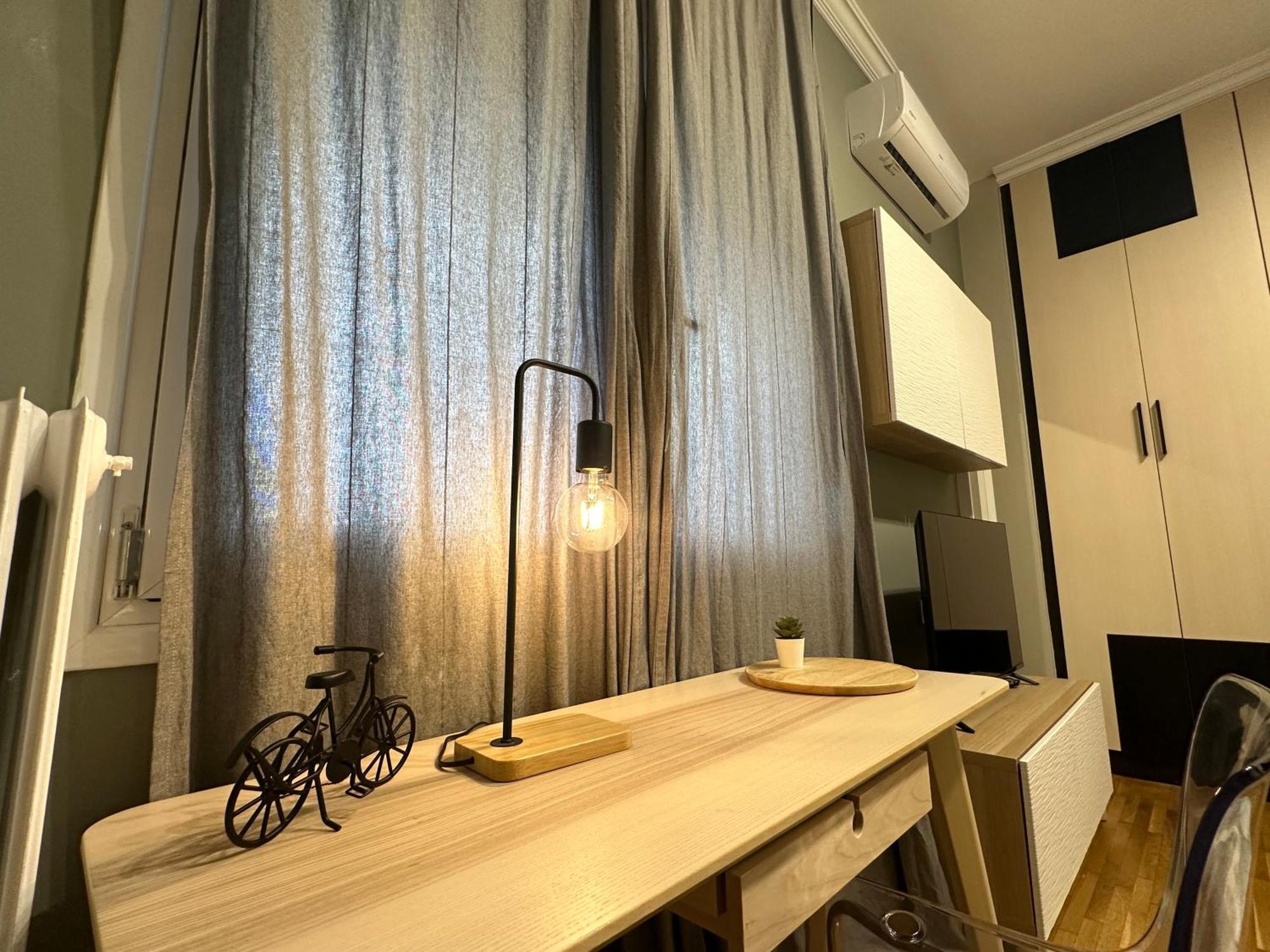 Cozy One Bedroom In Mets, 10-min Walk To Acropolis Appartement Athene