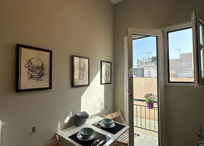 Cozy One Bedroom Apart In Mets, 10-Min Walk To Acropolis