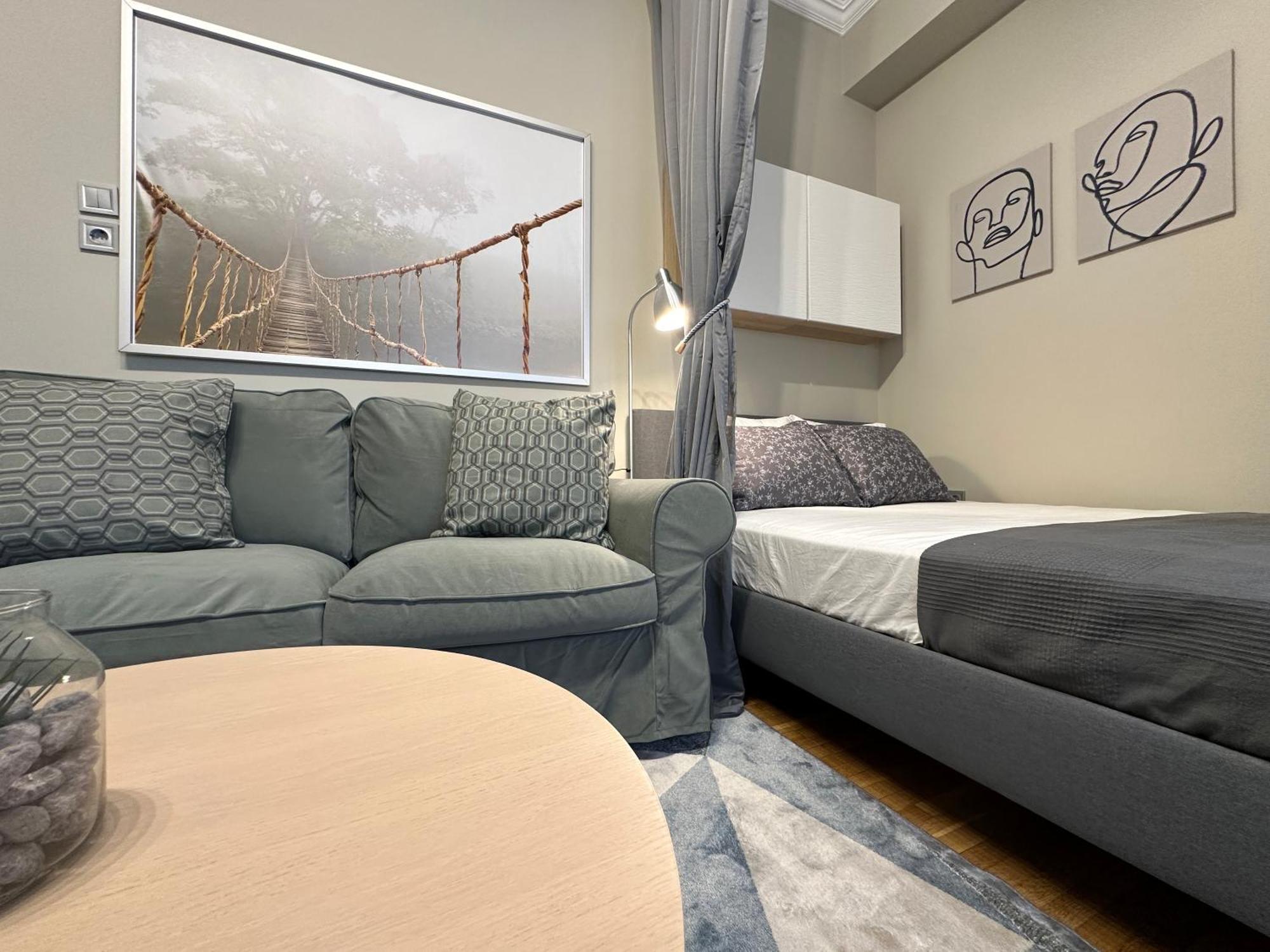 Cozy One Bedroom In Mets, 10-min Walk To Acropolis Apartment *